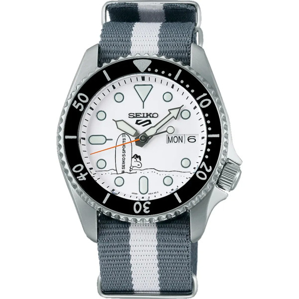 SEIKO 5 Sports Peanuts horloge SRPK25K1